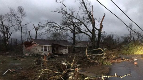 At Least 4 Dead as Tornadoes Batter the Southeast