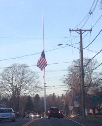 ht_twitpic_newtown_flag_kb_121214_ssv.jpg