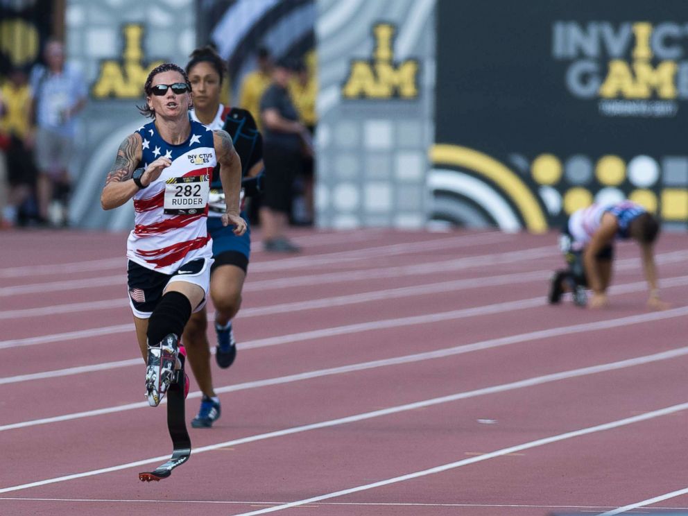 Meet the American mom and veteran who won 5 gold medals at the Invictus ...